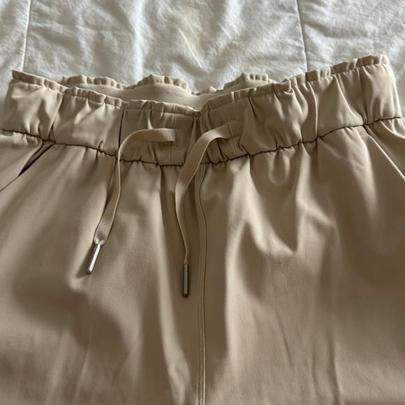 NWOT Lululemon Stretch Luxtreme Jogger *special edition team Canada - Picture 5 of 16